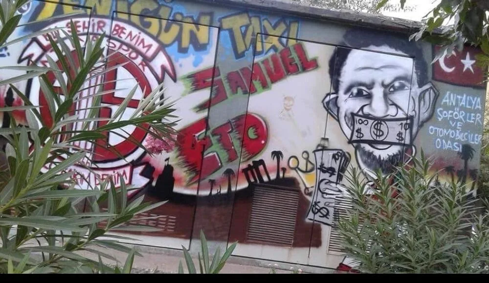 Eto’o’nun resmine dikkat çeken rötuş!