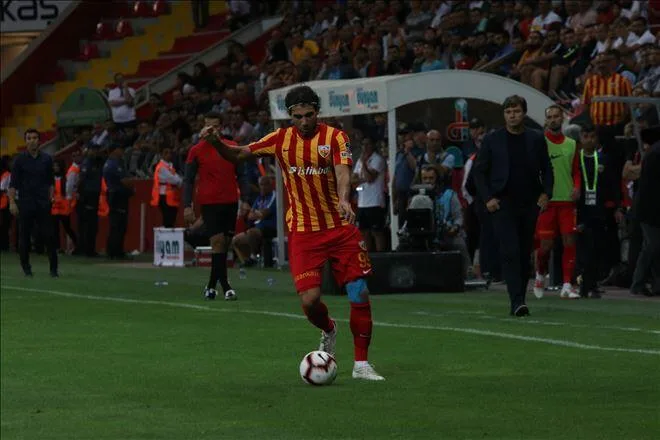 Sakıb Aytaç’tan Antalyaspor’a karşı çirkin paylaşım