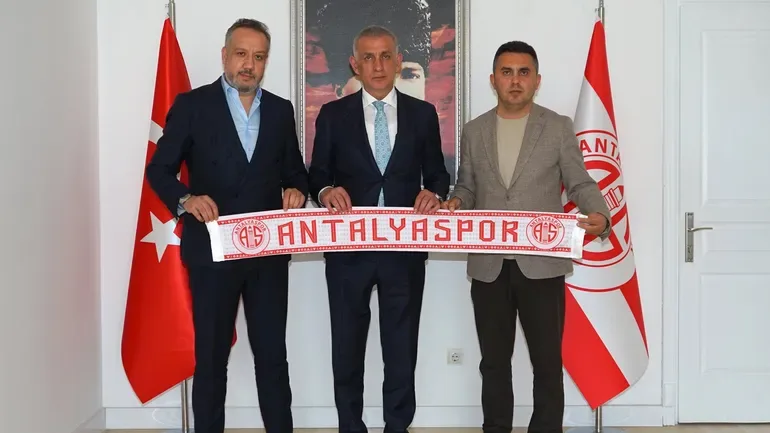 Sinan Boztepe'ye güçlü yönetim mesajı