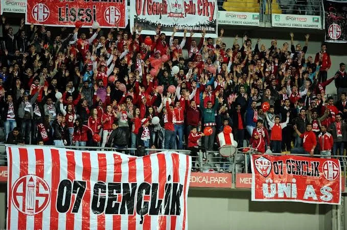 Taraftardan indirim talebi