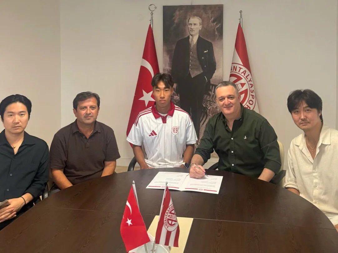 Almanya ve Malta'dan denendikten sonra Antalyaspor'a geldi