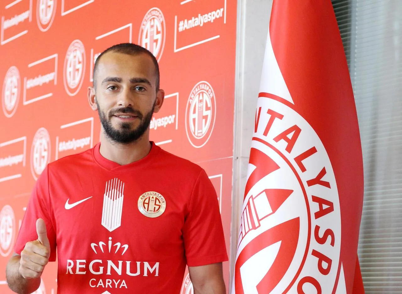 Eren Albayrak resmen Antalyaspor’da
