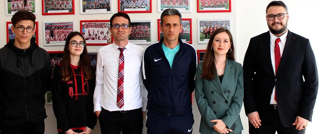 Antalyaspor Kütüphanesi’ne kitap desteği