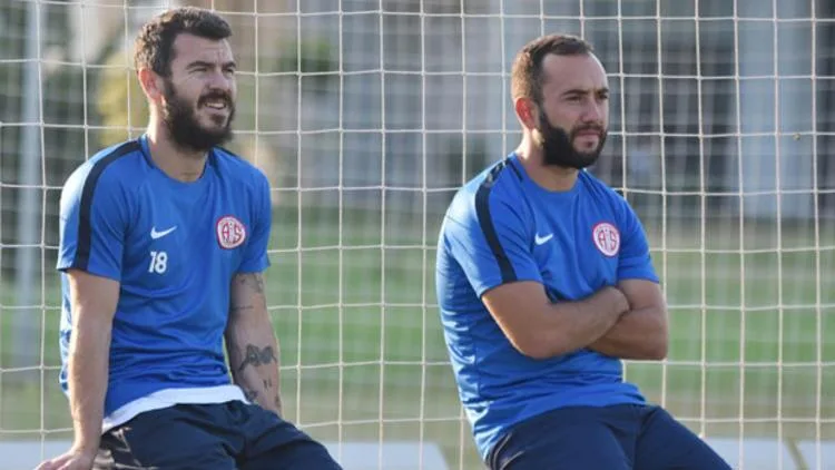 Antalyaspor’da ikinci ayrılık