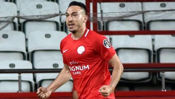 Antalyaspor’dan Mevlüt’e son çağrı