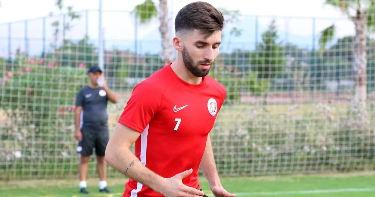 7 numara Doğukan Sinik’e emanet