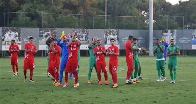 Antalyaspor ile Alanyaspor arasında hazırlık maçı oynandı.. Nasri, Menez …