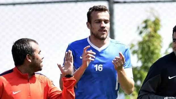 Chico, 2 yıl daha Antalyaspor’da kalmak istiyor