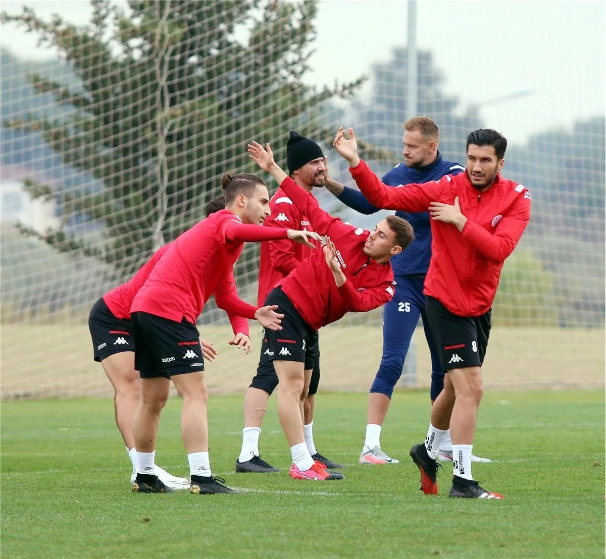 FTA Antalyaspor 7 Mayıs’ta çalışmalara başlıyor