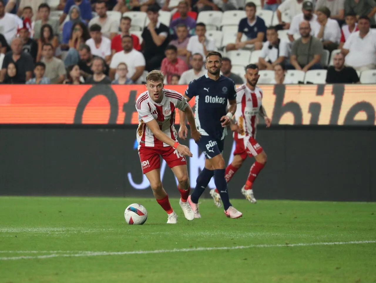 Antalyaspor – Fenerbahçe : 0-2 (Maç sonucu)