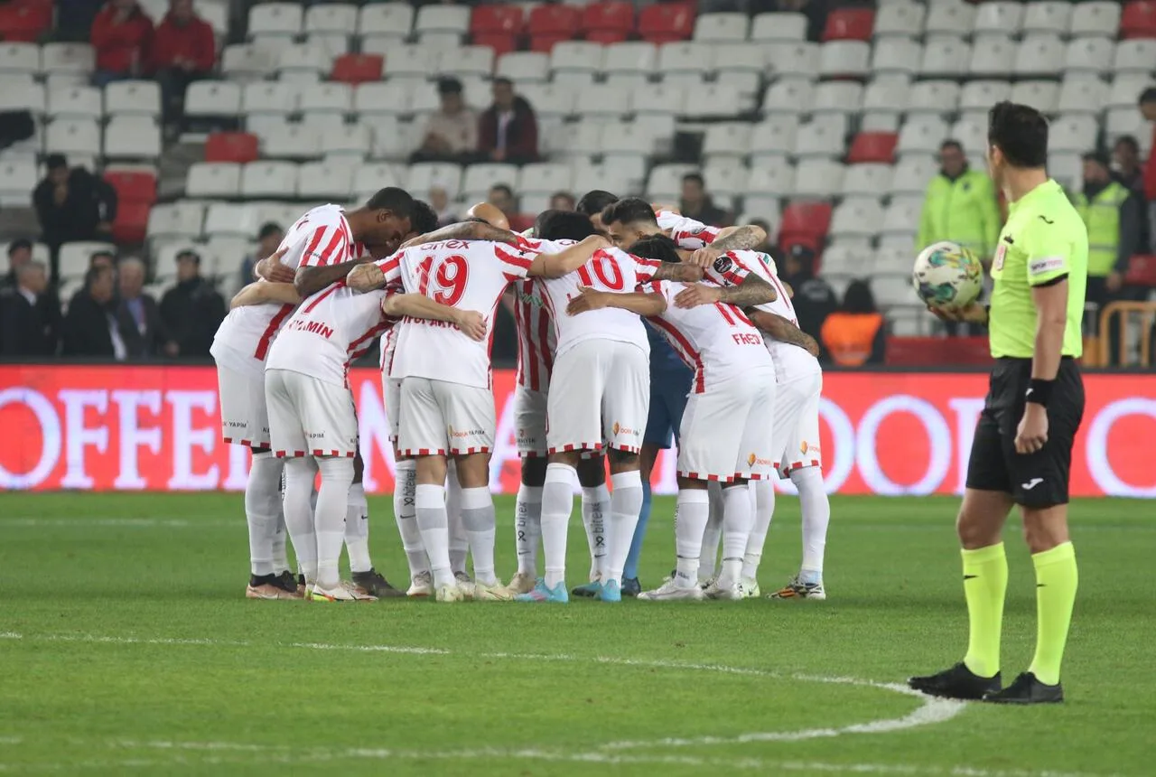 Antalyaspor hatada zirve yaptı
