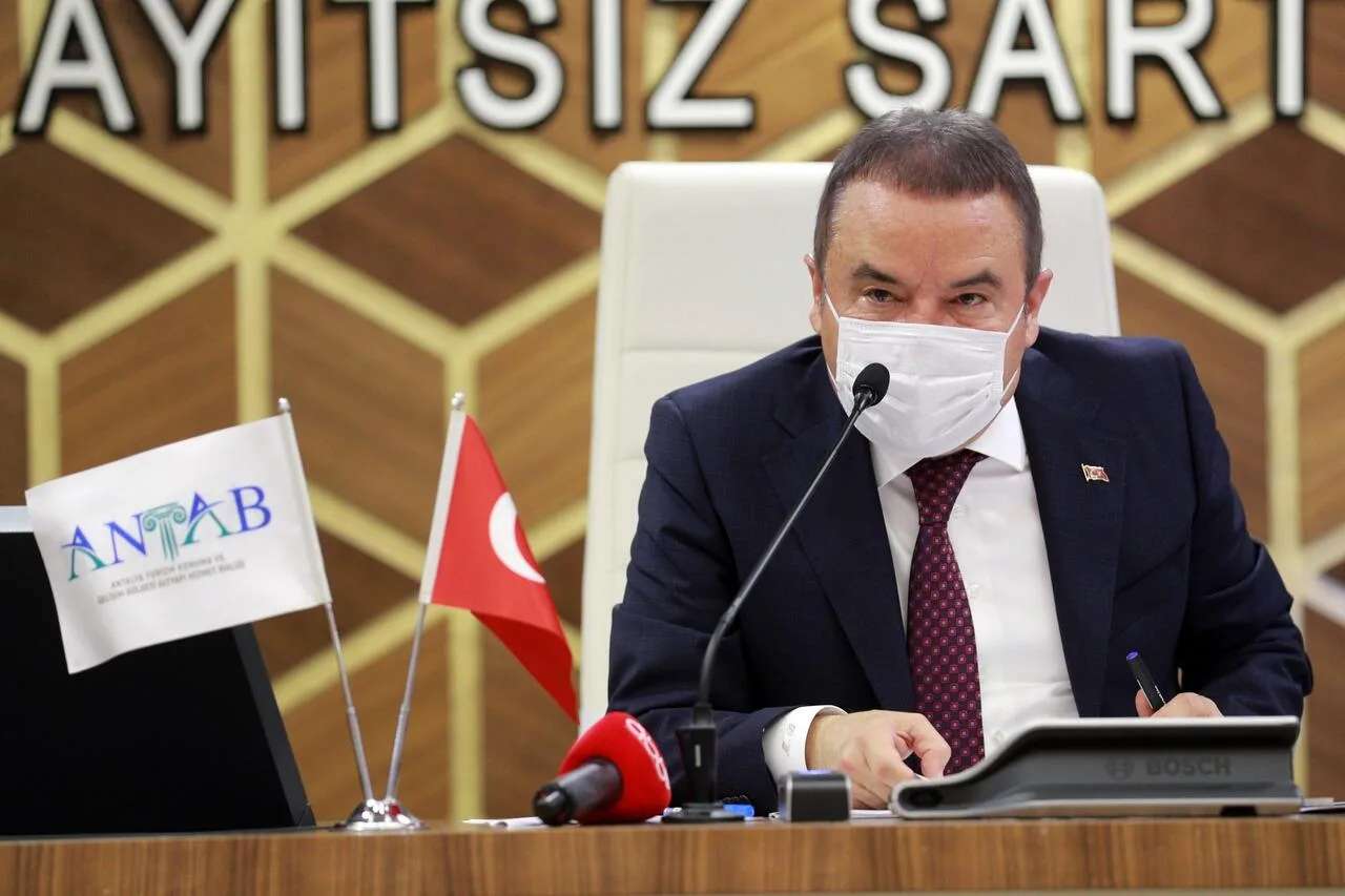 Muhittin Böcek’in testi pozitif…