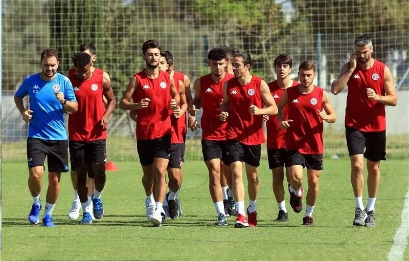 Antalyaspor 8 eksikle boy gösterecek