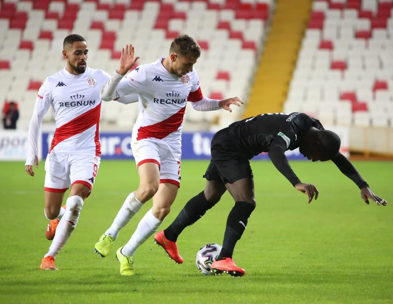 Sivasspor ile 24. randevu