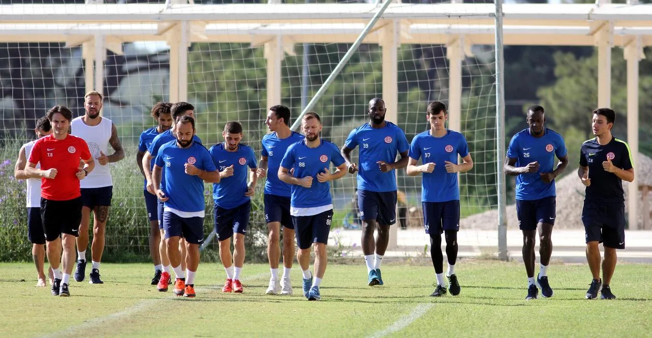 Antalyaspor’da kupa mesaisi başladı