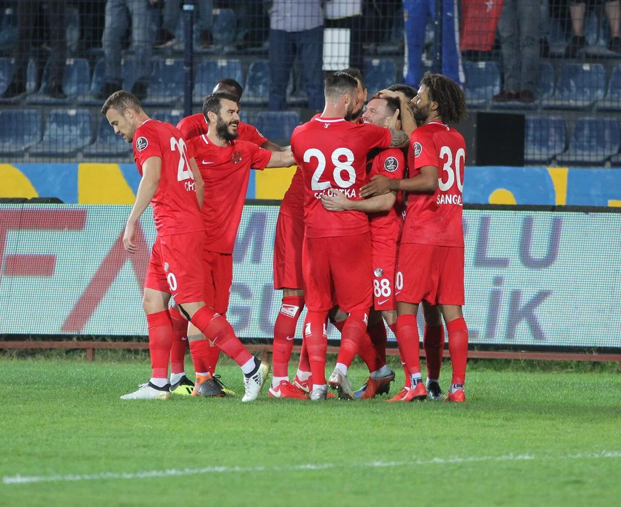 Antalyaspor’a deplasmanda yan bakılmıyor