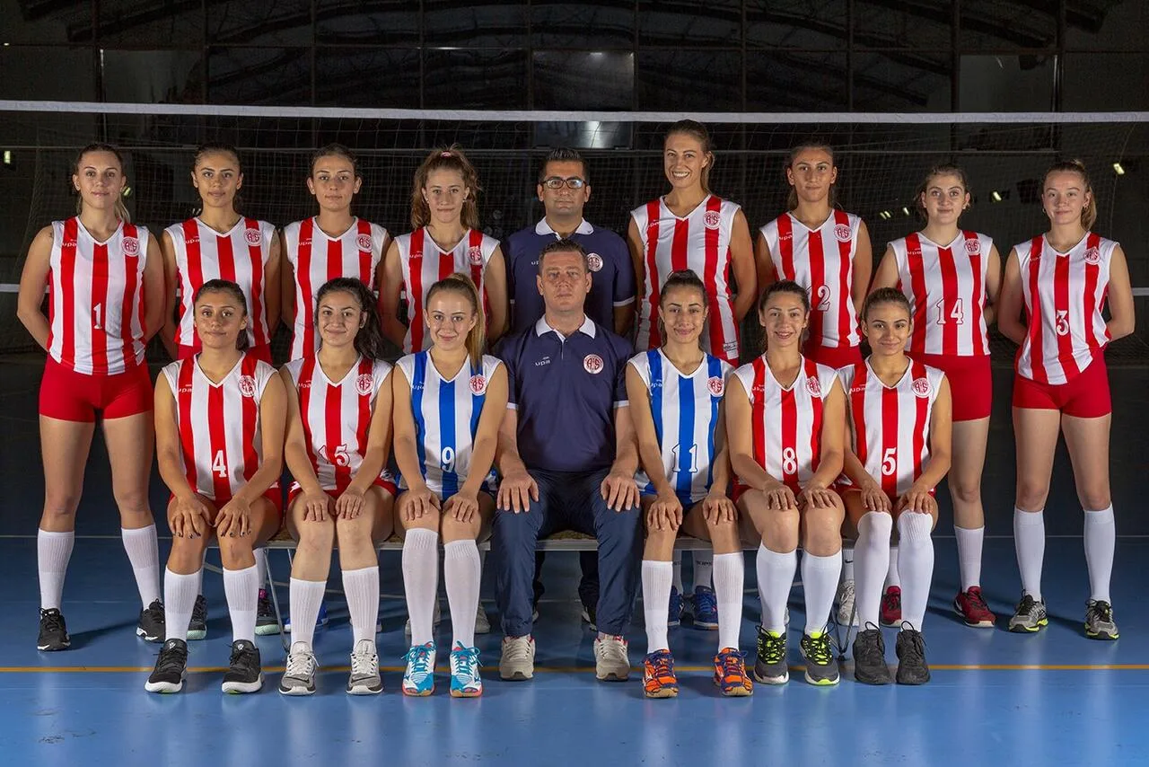 Filede Antalyaspor’un rakibi İzmir Gelişim Koleji