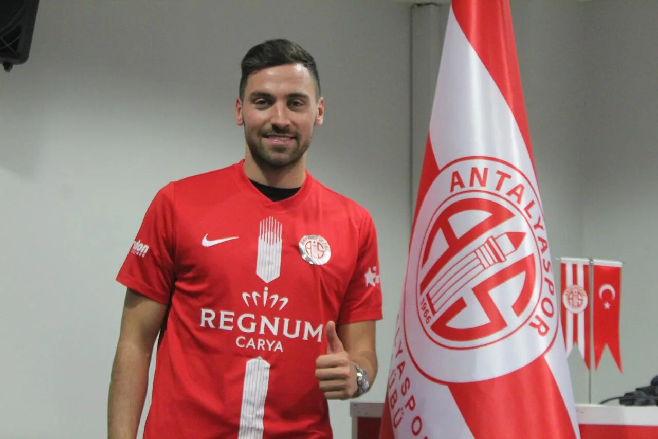 Fenerbahçe, Sinan Gümüş ile ilgileniyor mu? Resmi açıklama…