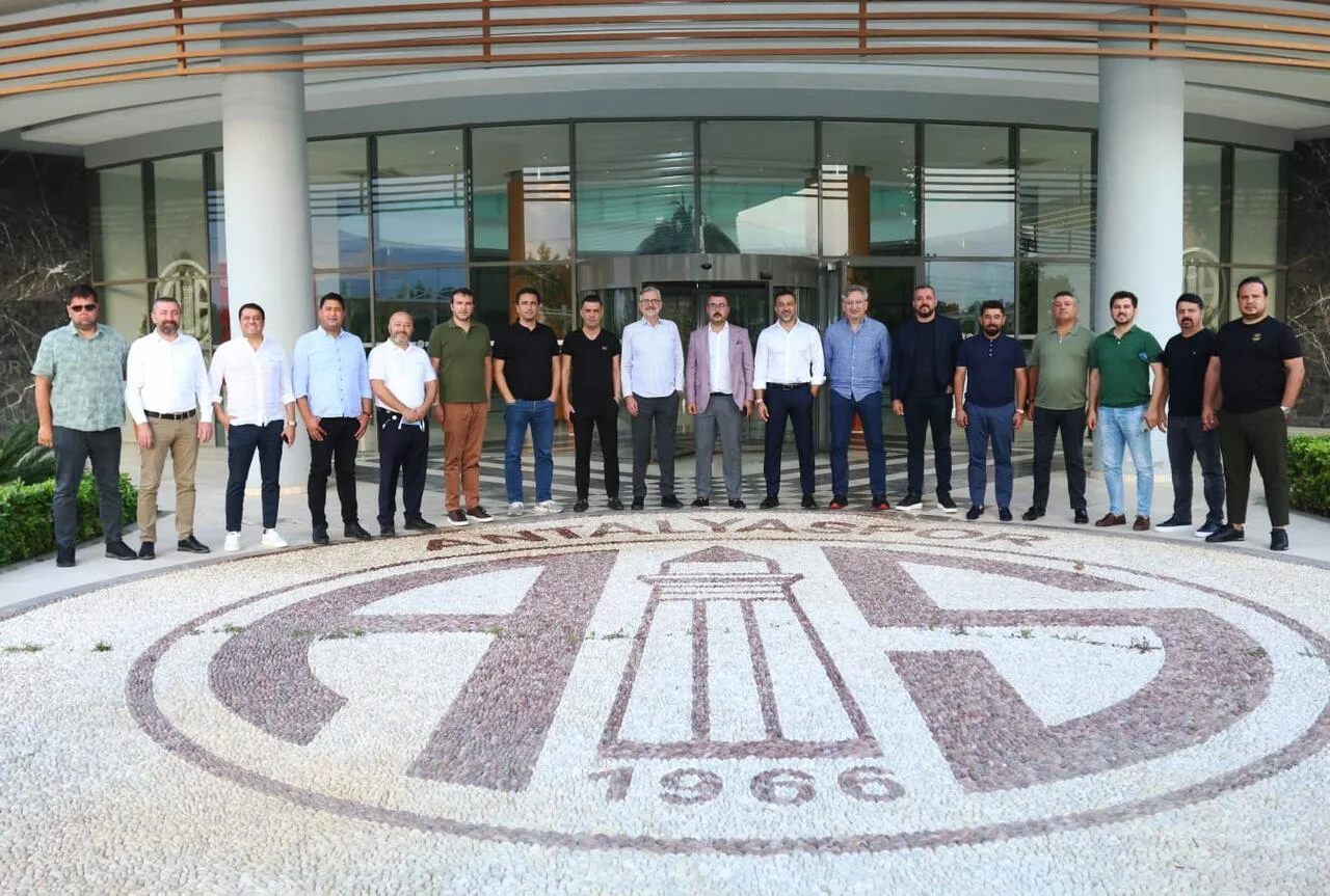 Antalyaspor’da istifa çıkmadı