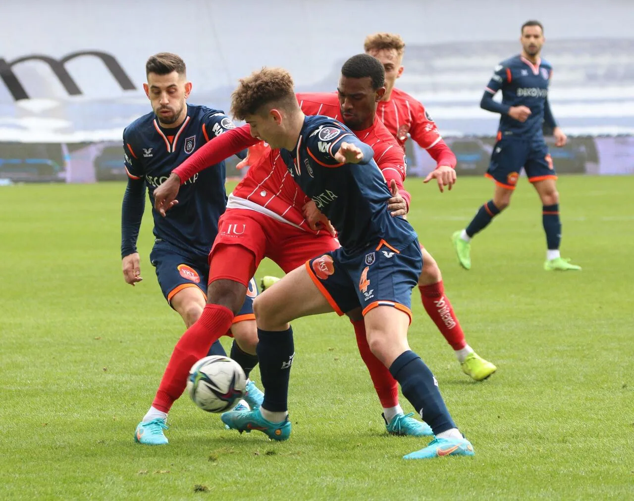 Haji Wright imza için Antalya’da!