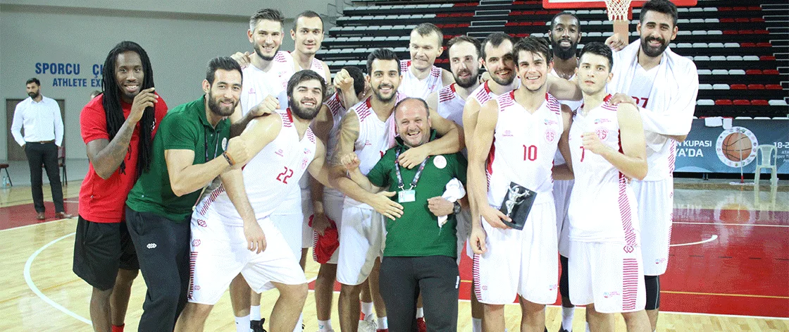 Antalyaspor son 8 takım arasında