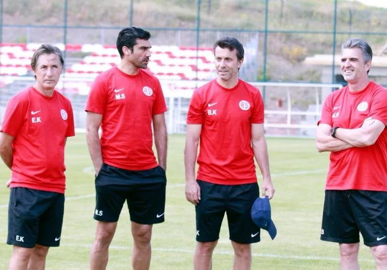 Bülent Korkmaz’dan transfer açıklaması!