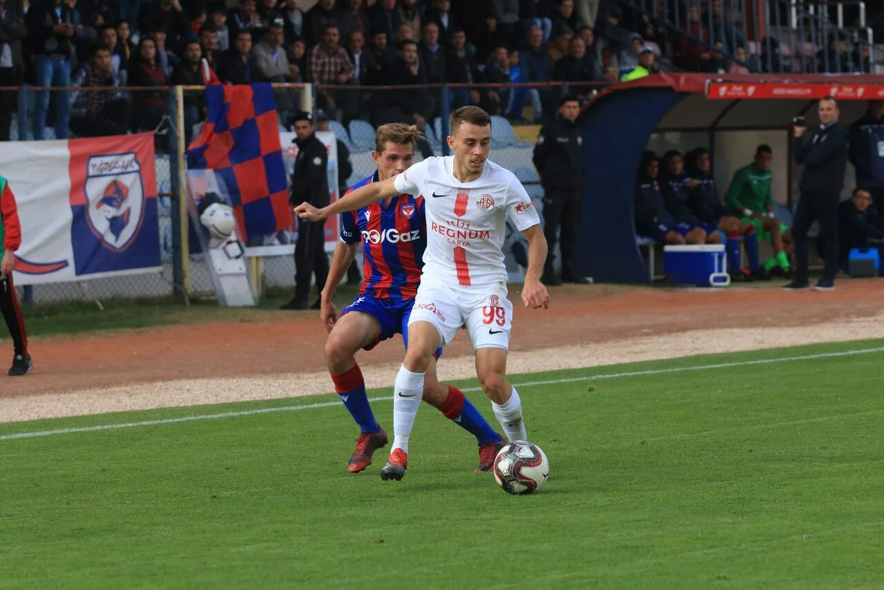 Antalyaspor’un gençlerine ilgi artıyor! Bu kez Bünyamin Balcı…