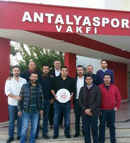 Aziz Çetin’in başkanlık yaptığı Büyük Antalyaspor Derneği kazan kaldırdı
