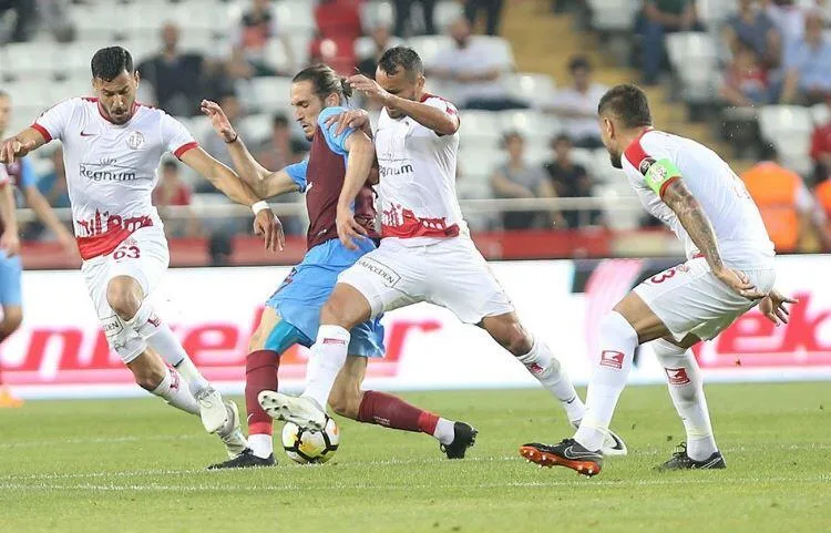 Charles’in yokluğu Antalyaspor’u düşündürüyor!