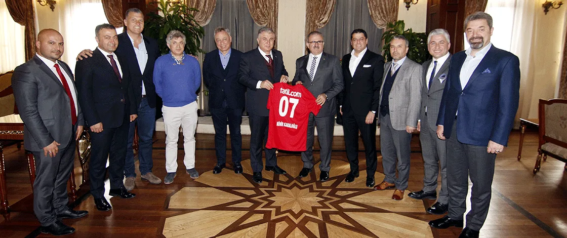 Antalyaspor’dan Vali Münir Karaloğlu’na ziyaret