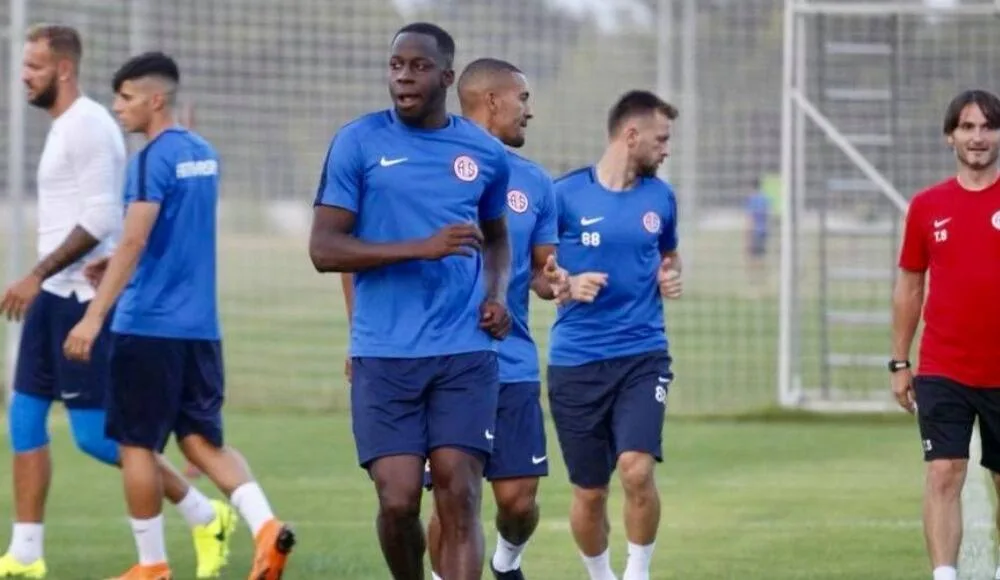 Antalyaspor’da Beşiktaş maçı öncesi 4 eksik