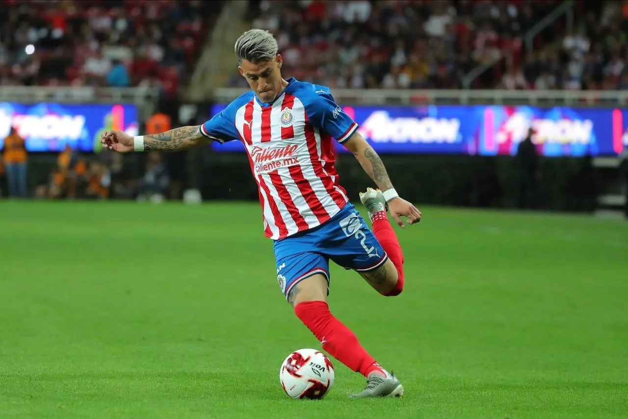 Meksikalı sol bek Antalyaspor’u reddeti
