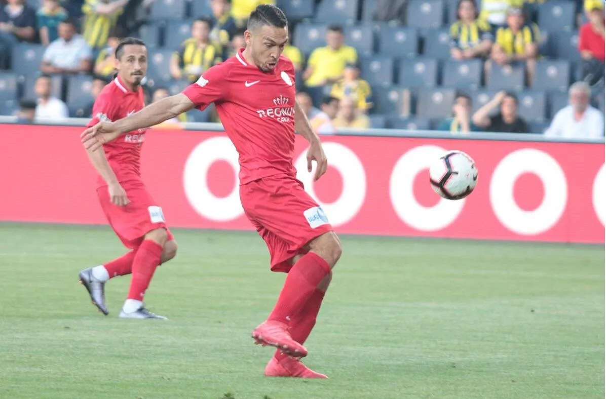 Mevlüt Erdinç’ten 7 maçta 8 gol