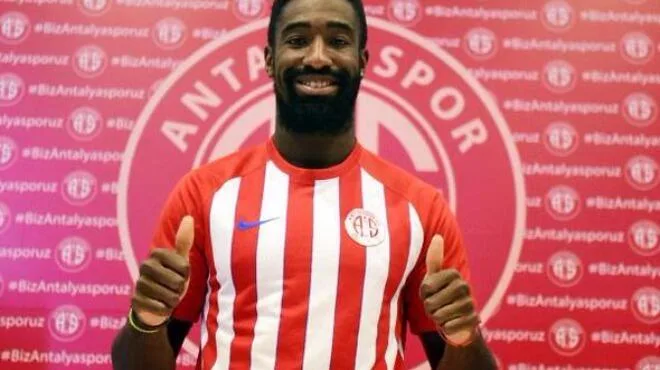 Video – Johan Djourou’dan Türkiye ve Antalya’ya özel tanıtım