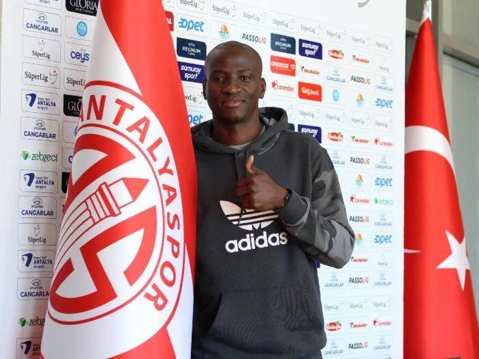 N’Dinga: Sivasspor ve Ankaragücü istedi, Antalyaspor’u seçtim