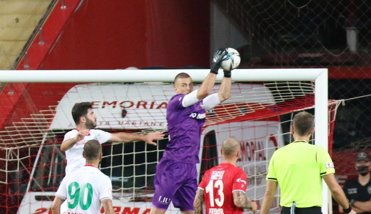 Diogo Sousa kariyerinde ilki yaşadı