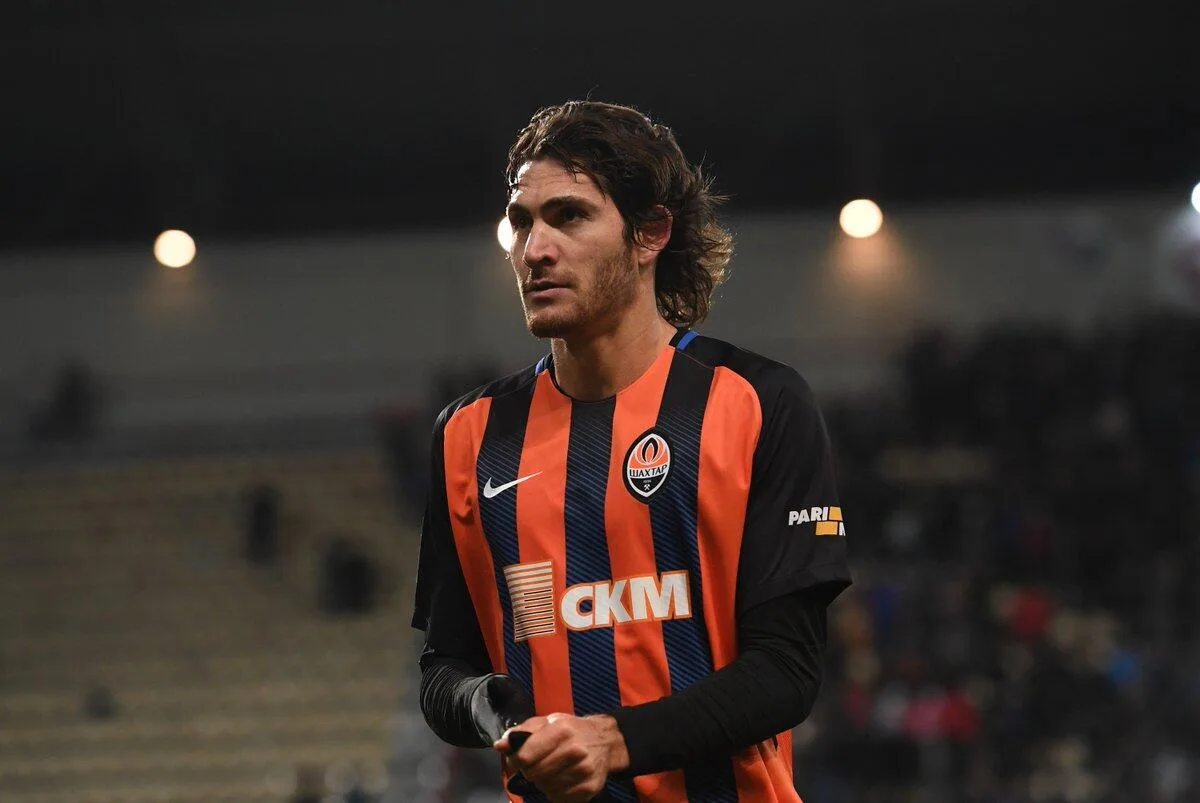 Antalyaspor, Leschuk ile anlaşma sağladı