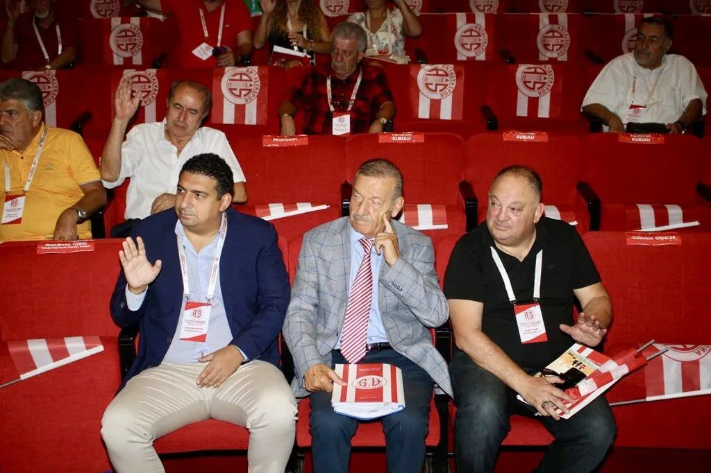 Ali Şafak Öztürk’ten Aykut Kocaman açıklaması