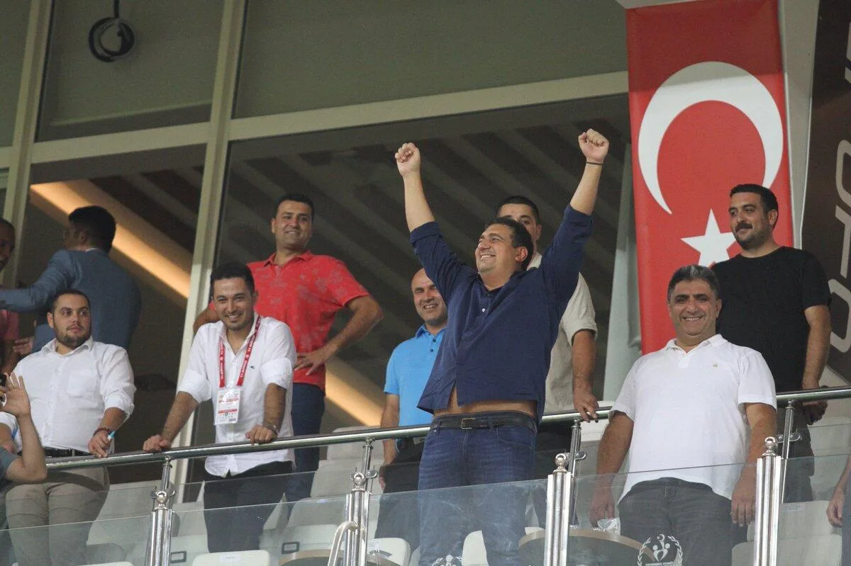 Ali Şafak Öztürk’e sevgi seli