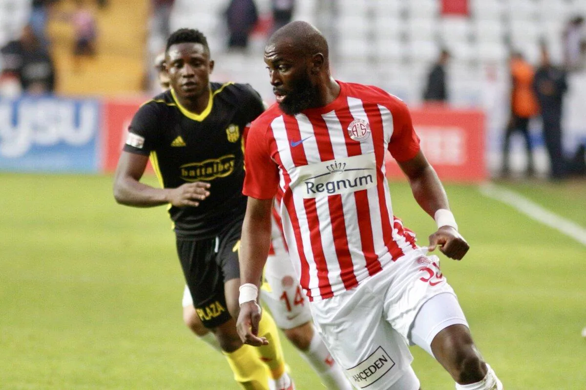 Doukara cezalı duruma düştü