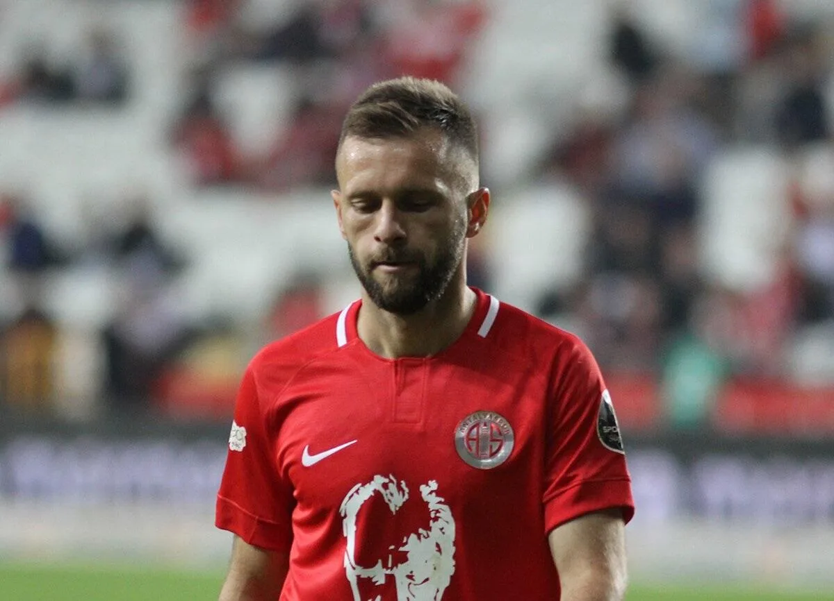 Hakan Özmert, Erzurumspor maçında oynayamayacak