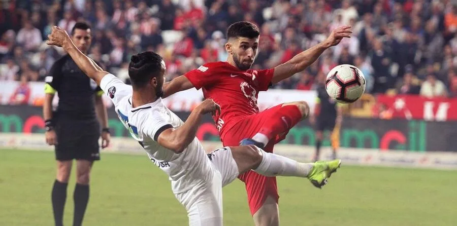 Antalyaspor 1 – 2 Akhisarspor