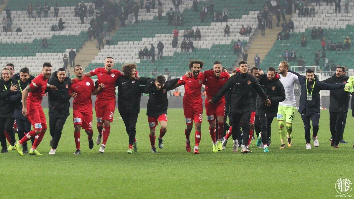 İstatistikler mini etek gibidir!