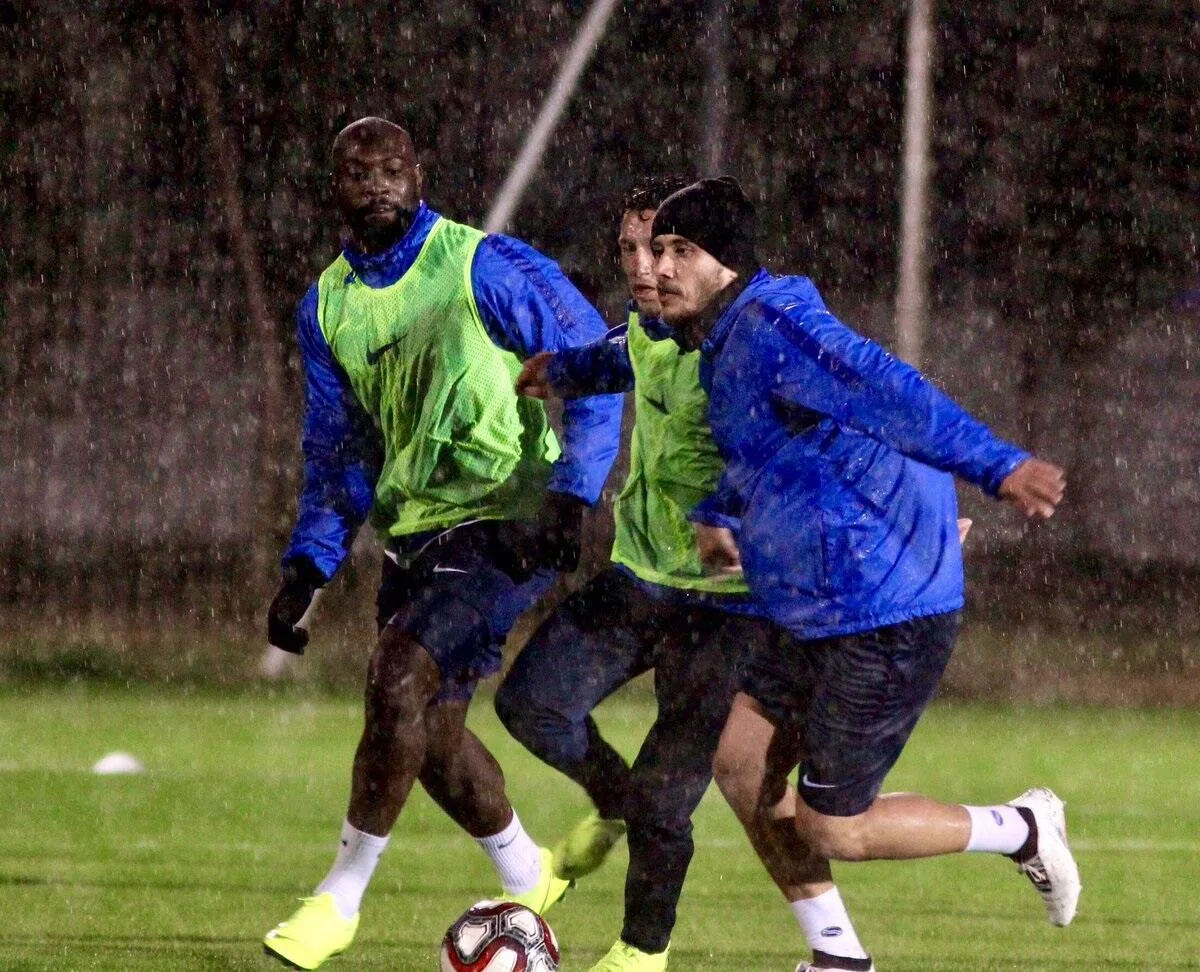 Antalyaspor’da Doukara geri döndü