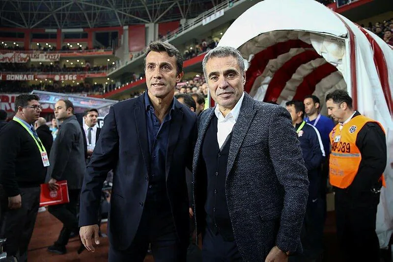 Bülent Korkmaz, Ersun Yanal’a boyun eğmiyor