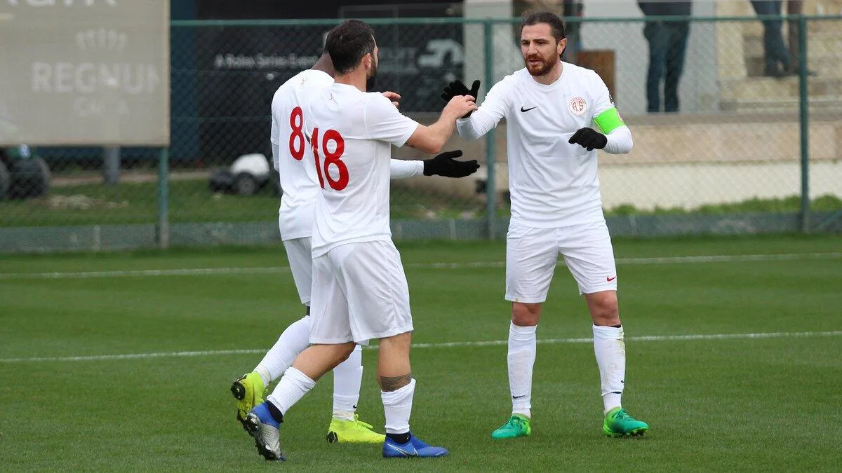 Antalyaspor 1 – 2 Uerdingen