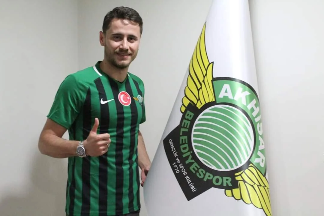 Musa Nizam resmen Akhisarspor’da