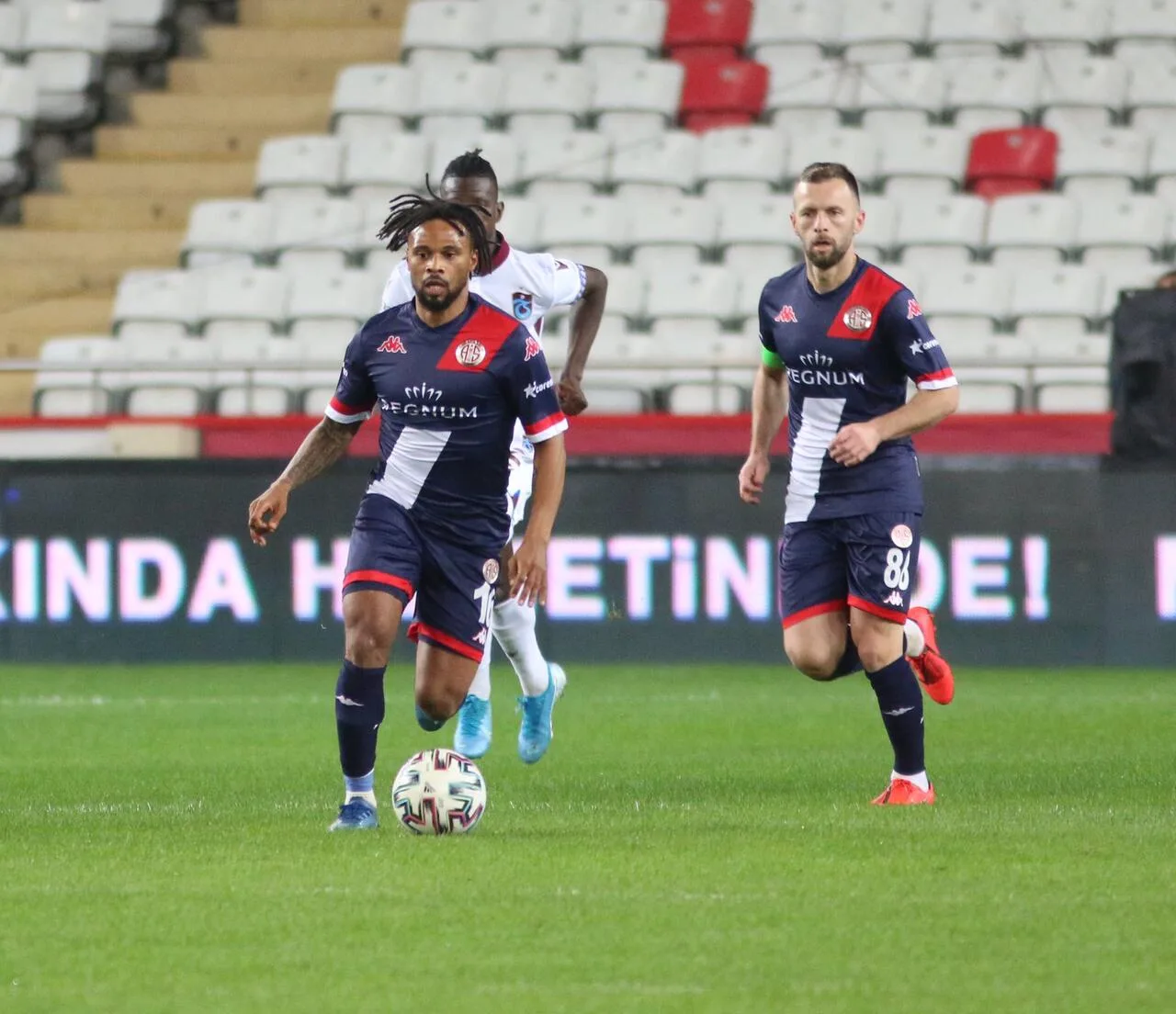 FTA Antalyaspor 1 – 1 Trabzonspor
