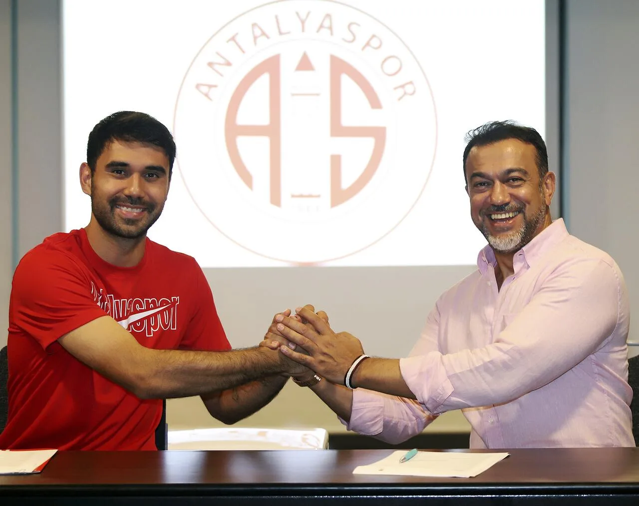 Holtmann resmen Antalyaspor’da
