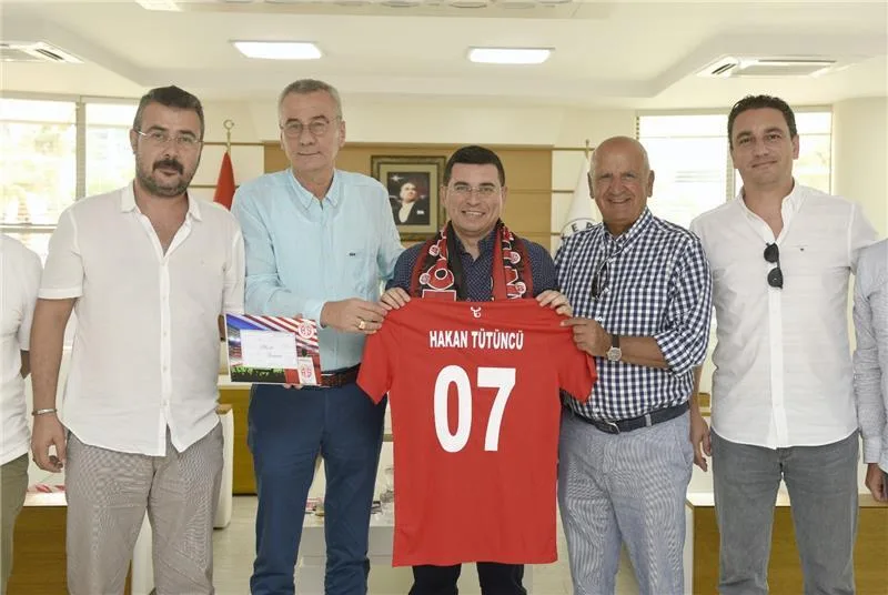Antalyaspor’dan Kepez’e ziyaret